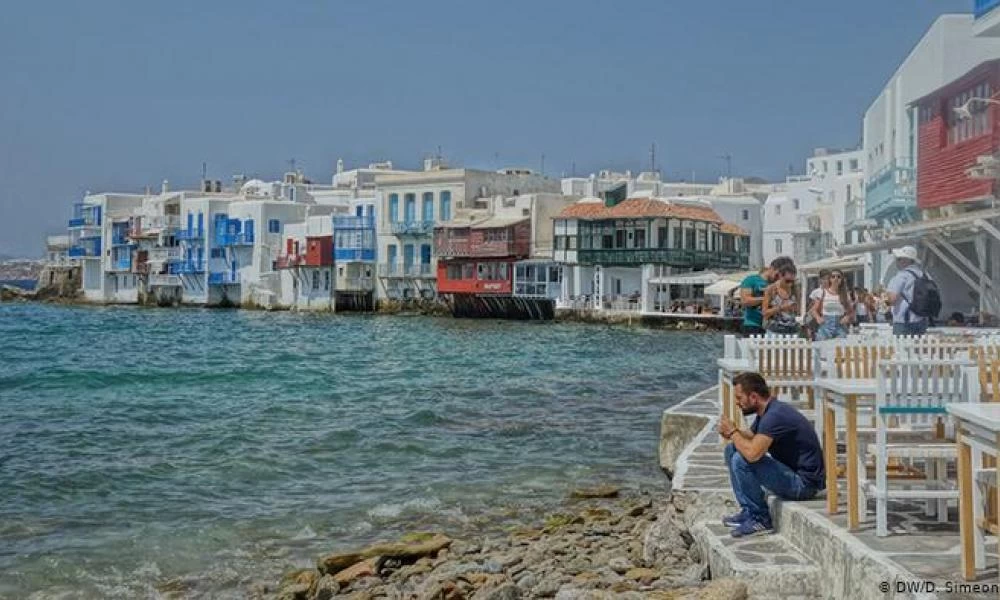 Τουρισμός: "Nωχελική" η ζήτηση σε δημοφιλή νησιά των Κυκλάδων